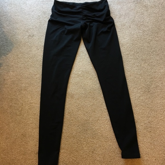 Lot of 6 size small workout leggings - Picture 2 of 5